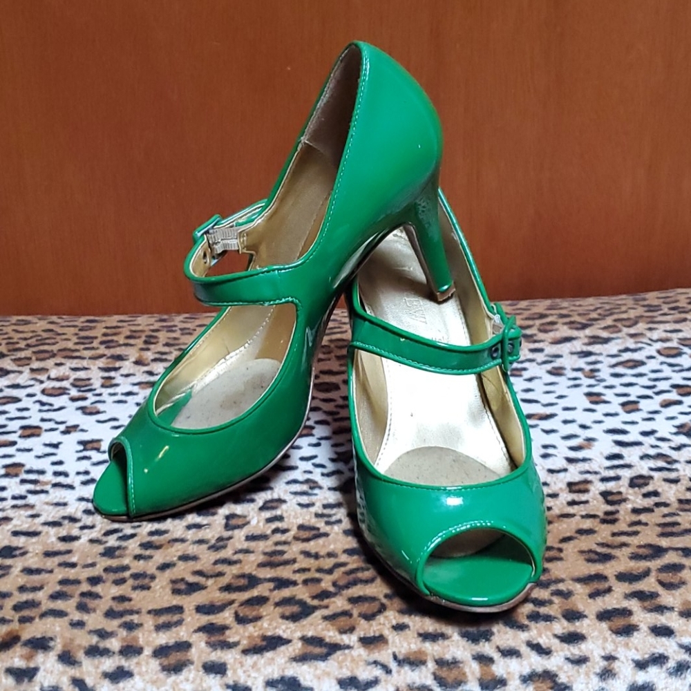 J. Crew Green patent leather peep toe heels